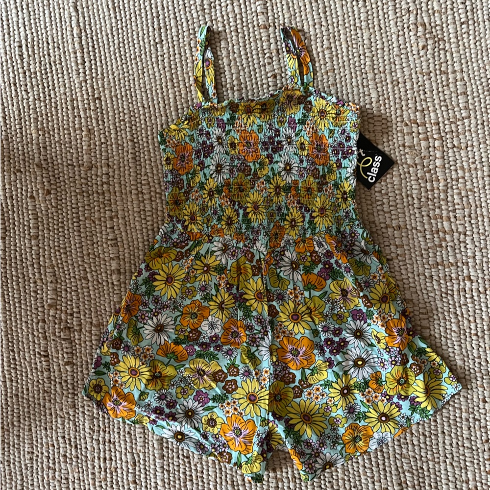 Art class floral romper size medium 7/8